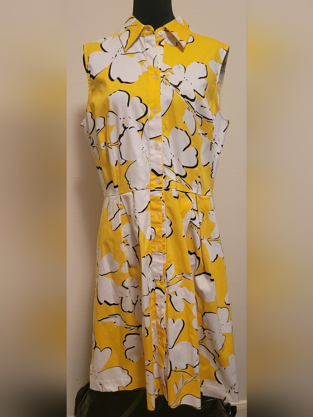 Sandra Darren Yellow and White Floral Collared Sundress